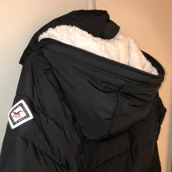 Hollister jacket - Picture 3 of 5